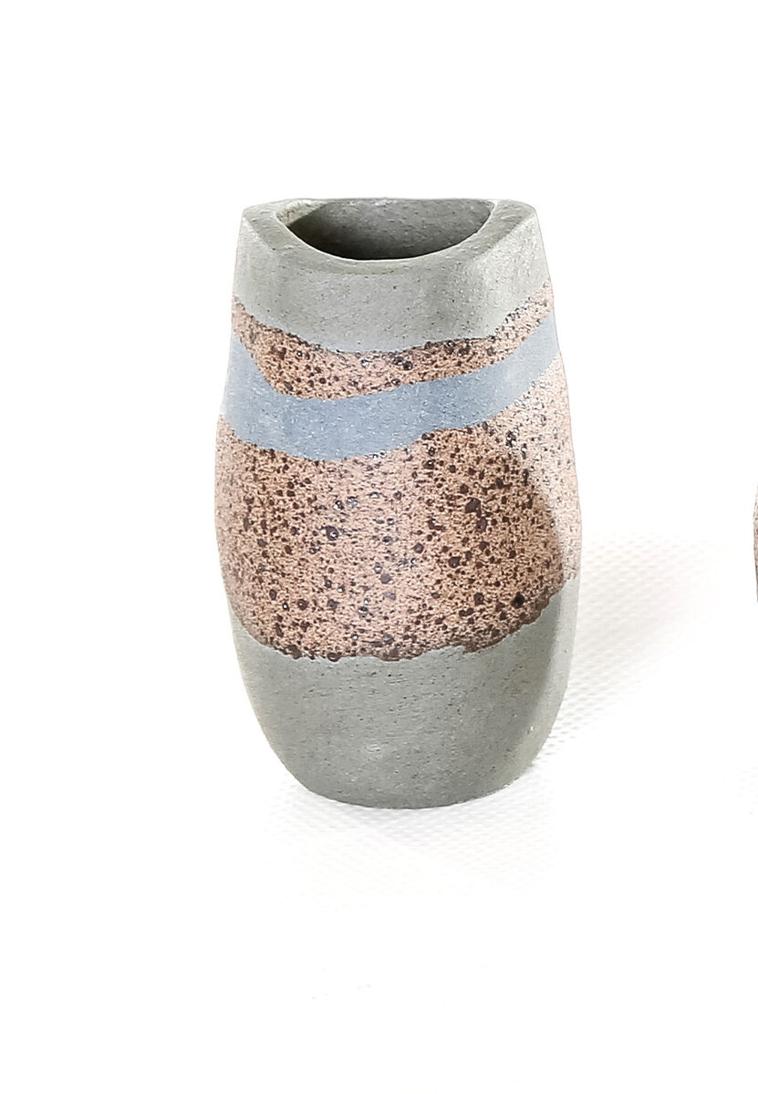 Small Medium Vessel Blue & Flecked Design: Belt Small Medium Vessel Blue & Flecked Design: Belt