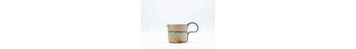 LE Large Gravy Jug Sandy Beige