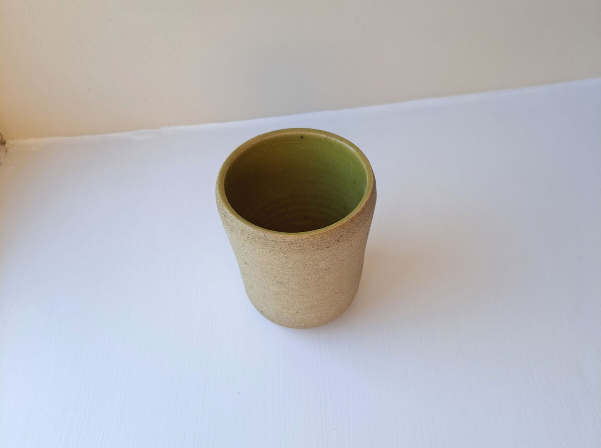 Small Beaker Sandy Beige