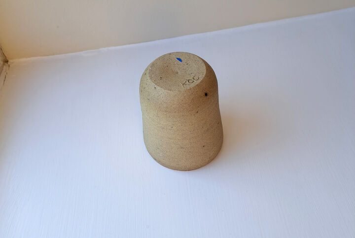 Small Beaker Sandy Beige