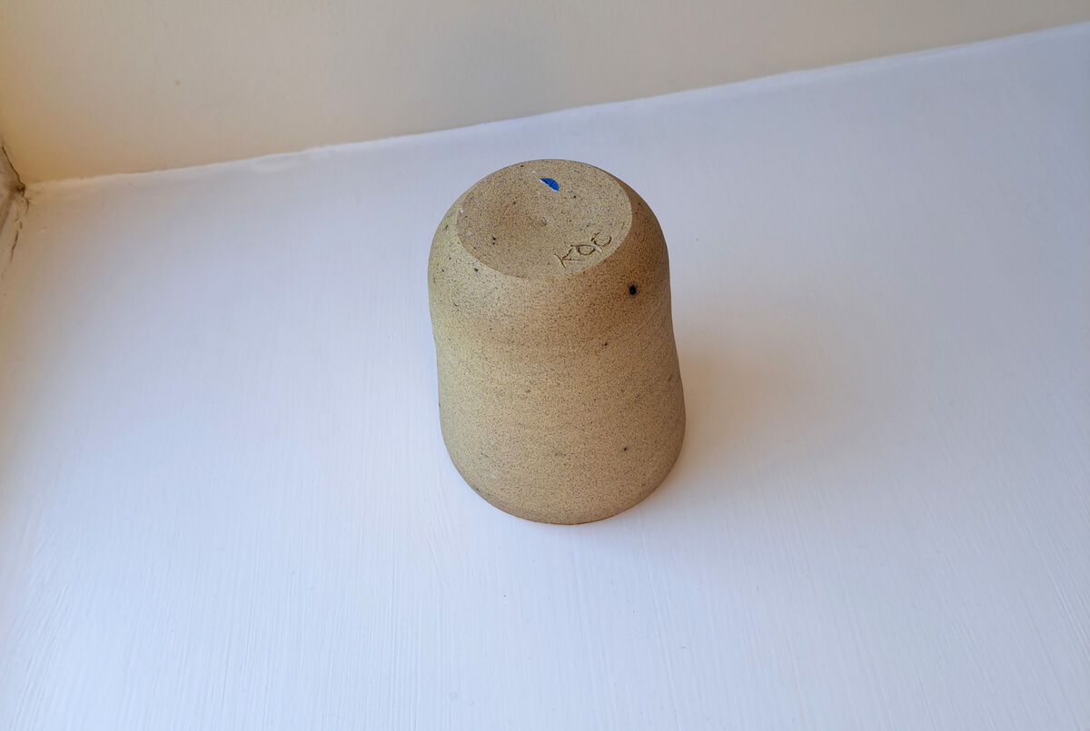 Small Beaker Sandy Beige