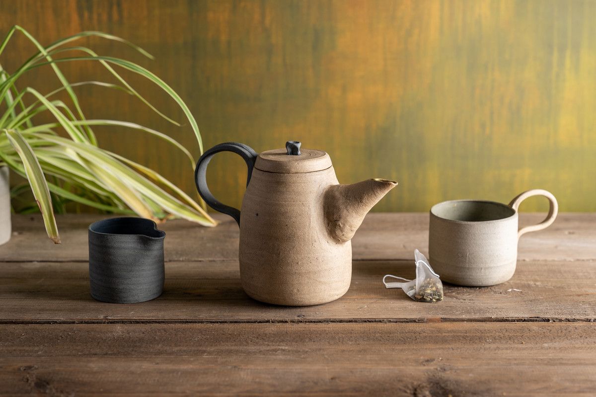 Teapot in Sandy Beige