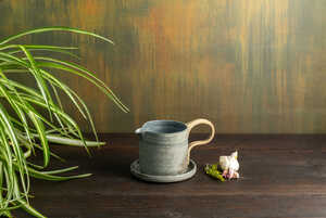 Gravy Boat and Drip Plate