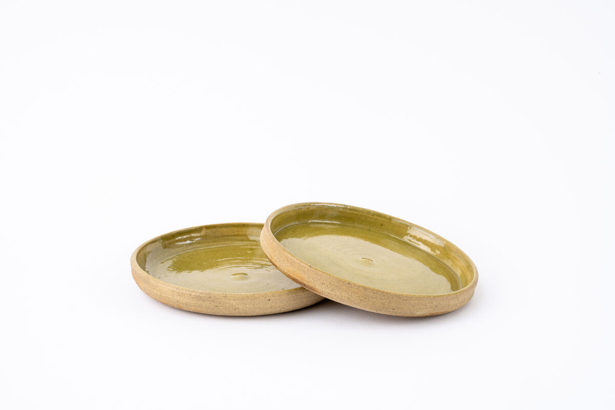 A Set of Two Tea Plates