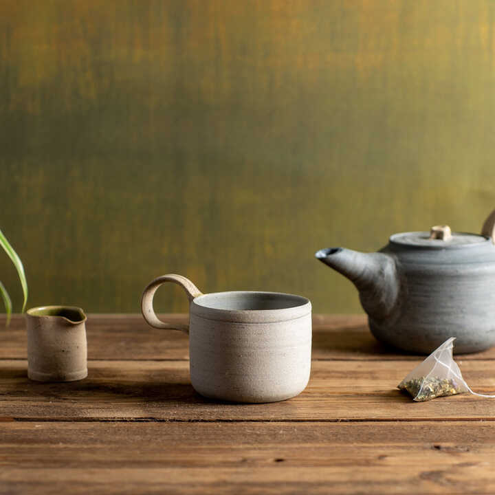 Ceramic Cups & Beakers