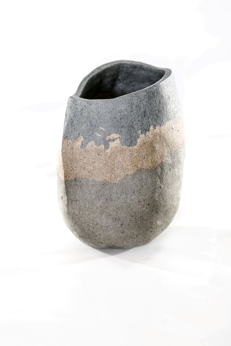 Large Vessel Blue & Beige Large Vessel Blue & Beige